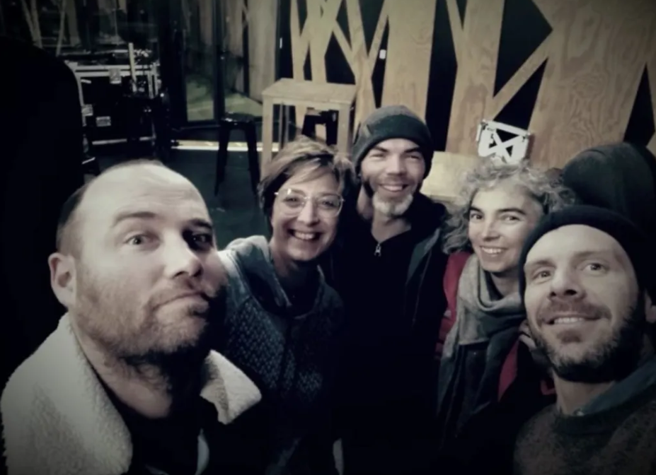 Découvrez EQO : Un Groupe Folk/Rock Prometteur